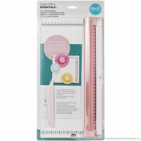 We R Memory Keepers- Trim and score board 660699 (Pink)
