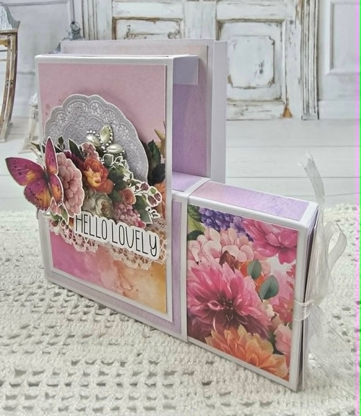 C2611 : Hidden Box Card (CK)